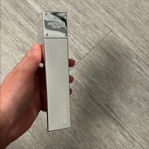 Michael Kors Fragrance - Picture 3 of 5